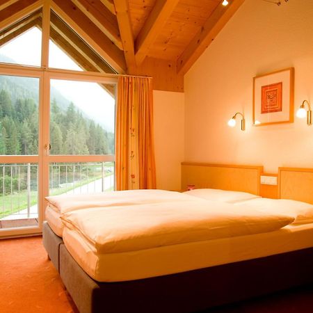 Bed and Breakfast Adrian Санкт-Антон-ам-Арльберг Екстер'єр фото